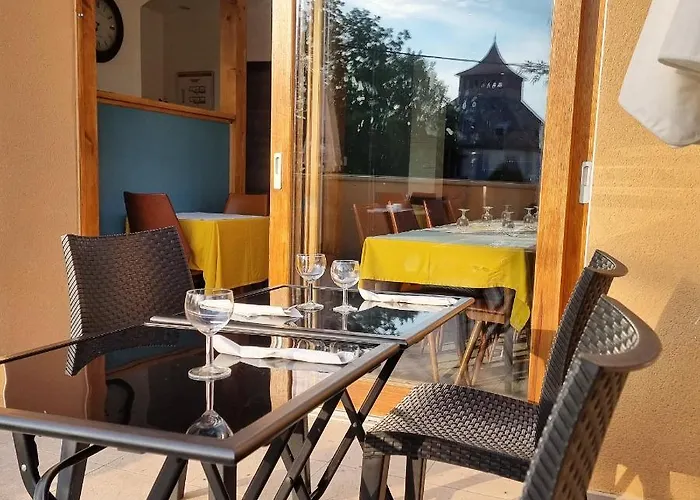 Le Terminus Hotel *